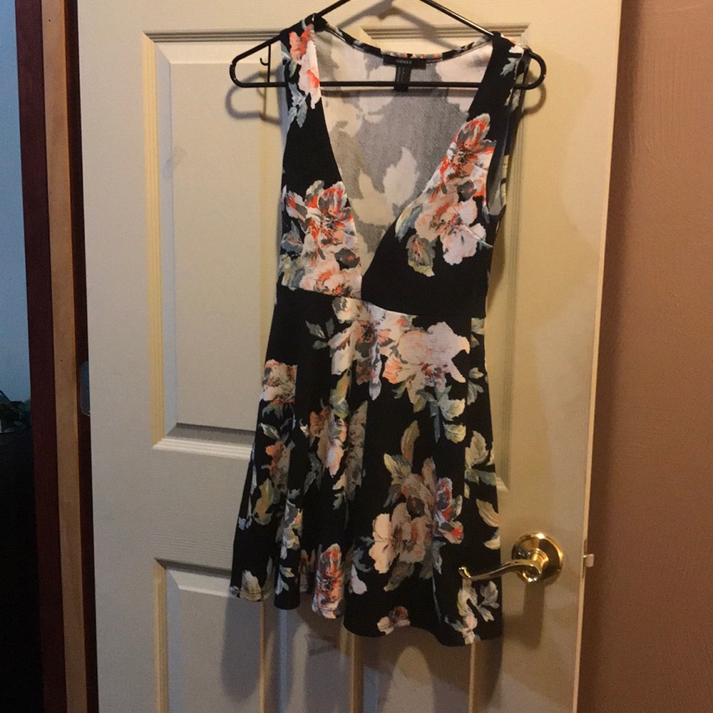 Forever 21 plunging neckline dress